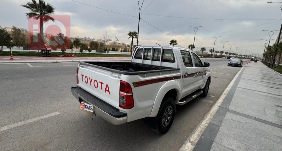 تويوتا هايلوكس